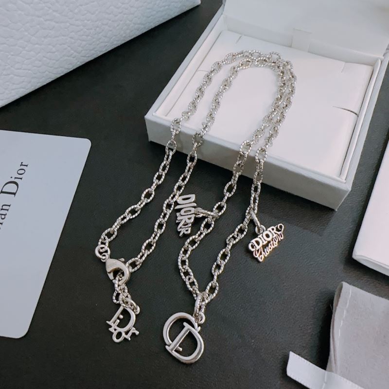 chr1st1an D10r necklaces